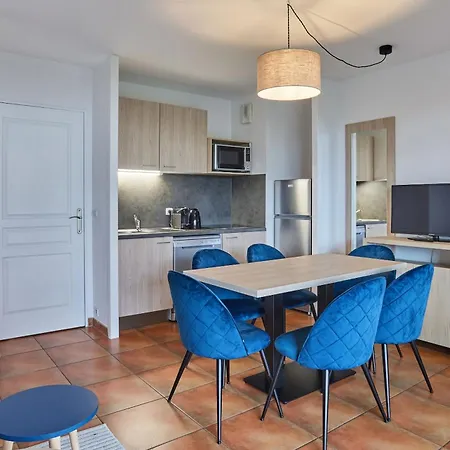 Lägenhetshotell Odalys Domaine Iratzia 4*