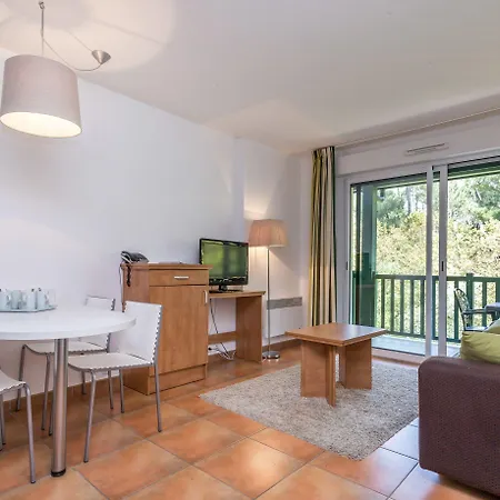 Apartahotel Résidence Odalys Domaine Iratzia 4*