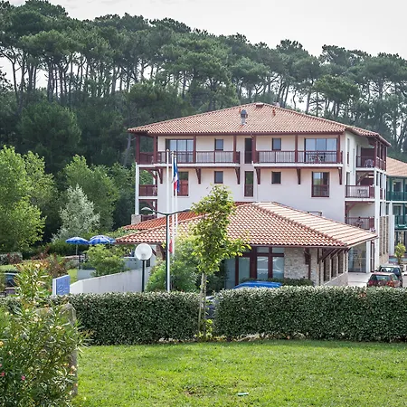 Aparthotel Odalys Erromardie 4*