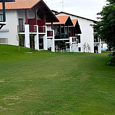 Apartahotel Résidence Odalys Domaine Iratzia 4*