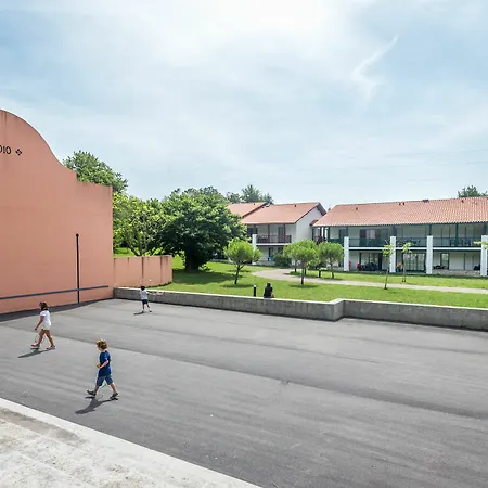 Lägenhetshotell Odalys Domaine Iratzia 4*