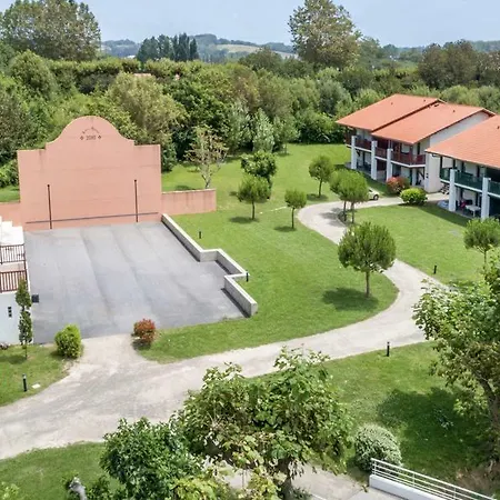 Lägenhetshotell Odalys Domaine Iratzia 4*